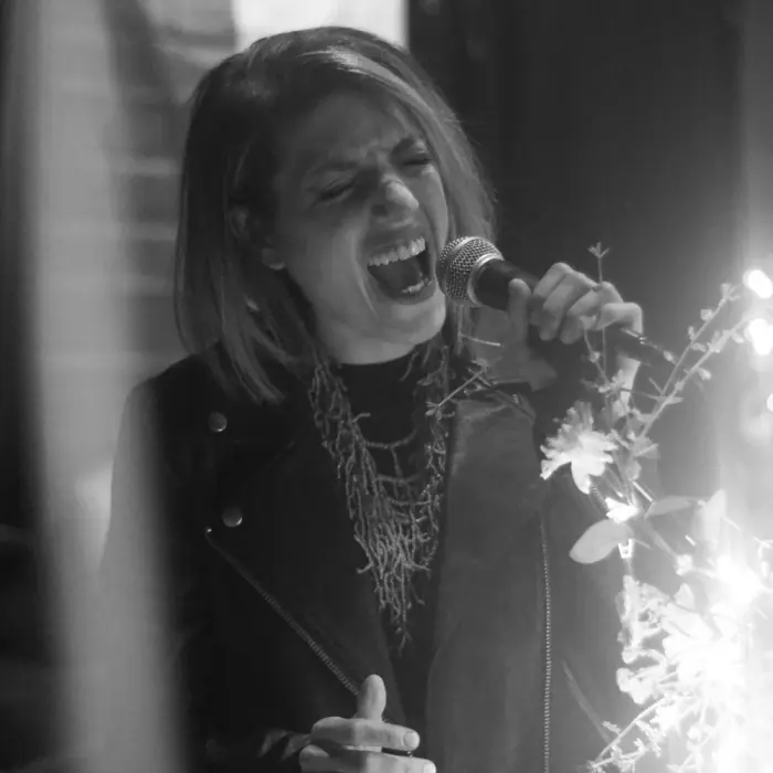 Hana Denson singing