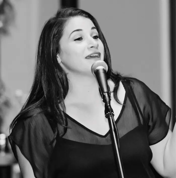 Susan Peltz singing